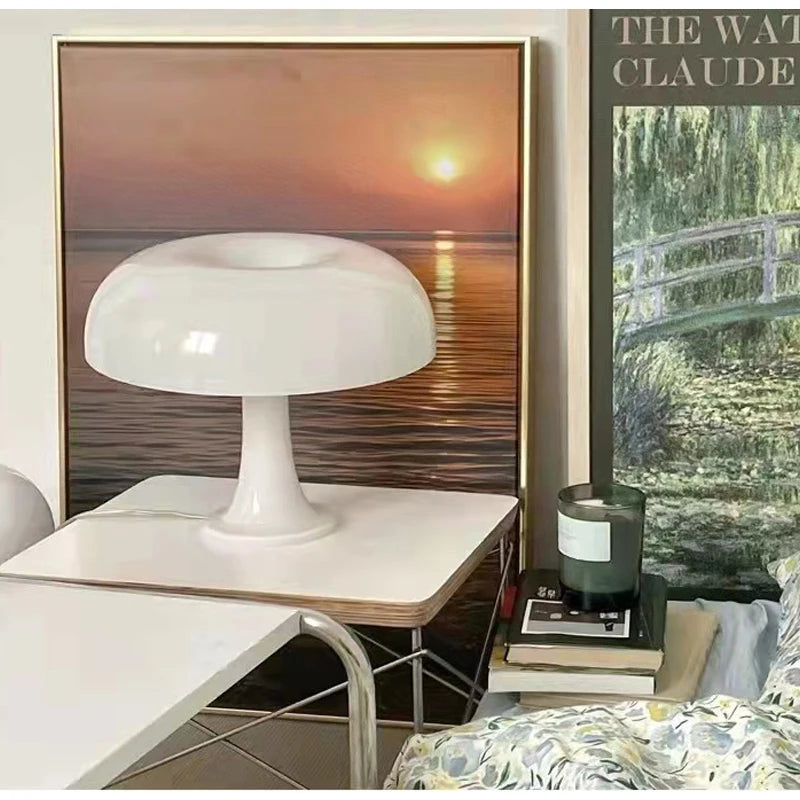 CLASSIC ITALIAN MUSHROOM DESIGN TABLE LAMP