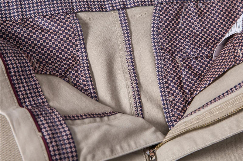 Pantalones casuales ajustados de algodón para hombre de color marrón Vangard