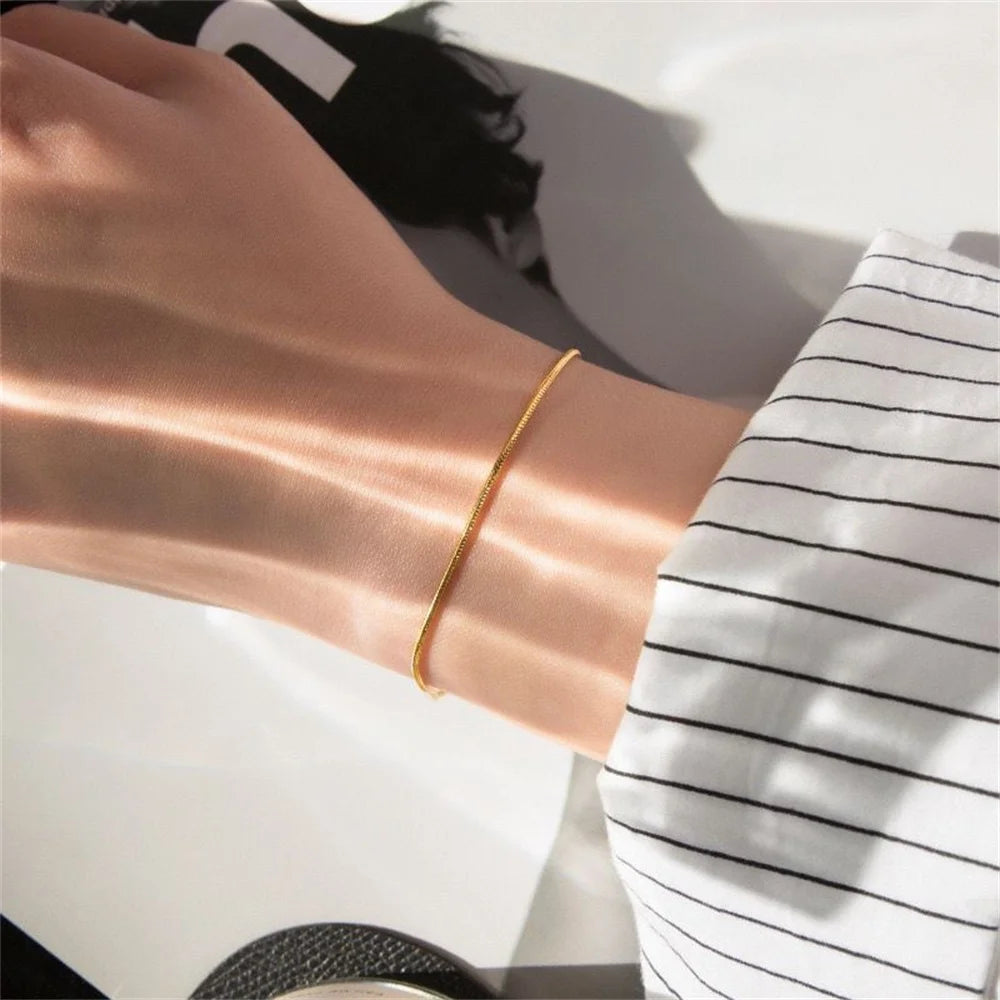 UNIQUE CHAIN BRACELET