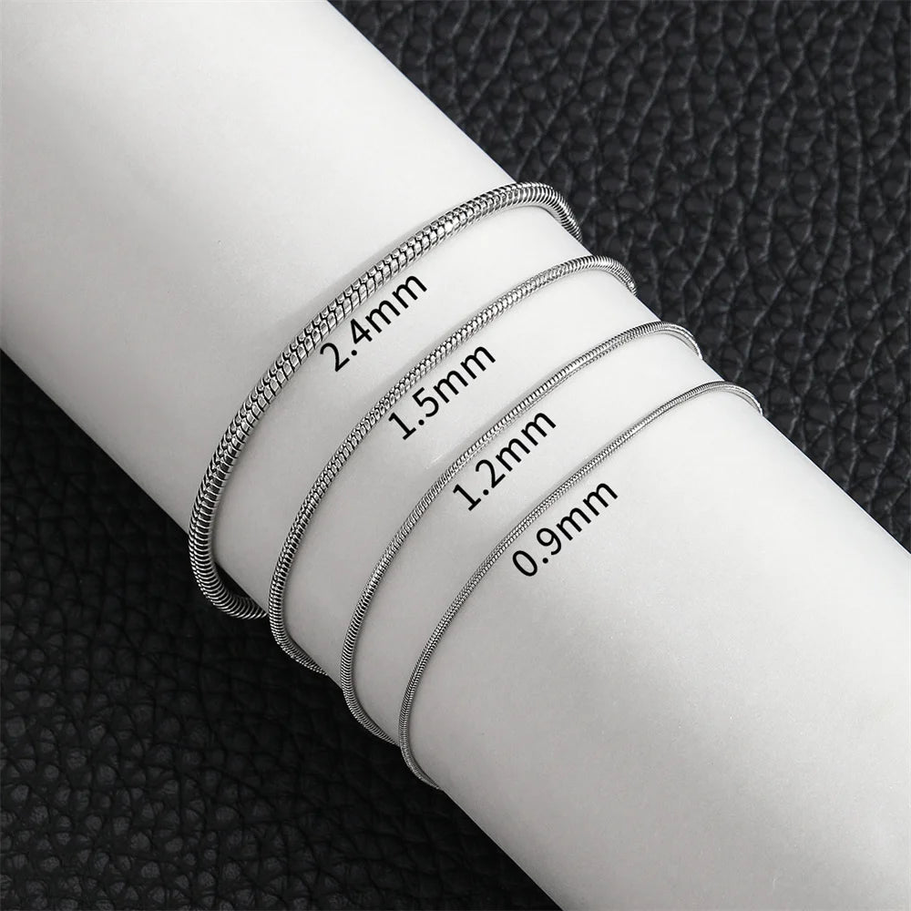 UNIQUE CHAIN BRACELET