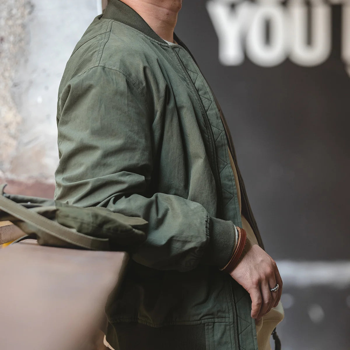 Chaquetas cortavientos Bomber Flight