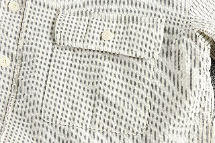 SHORT-SLEEVED SHIRT