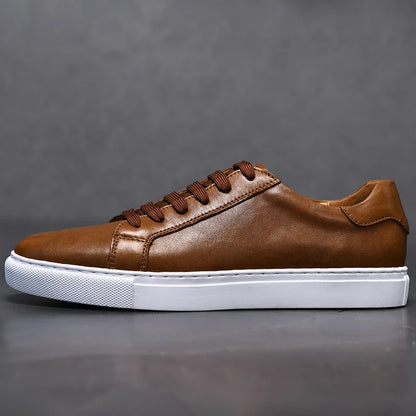 Lässige Schuhe aus echtem Leder in Braun