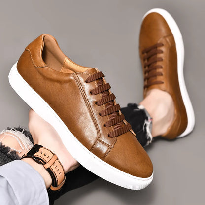 Lässige Schuhe aus echtem Leder in Braun