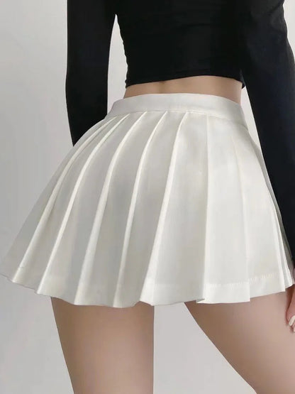 Faltenröcke mit hoher Taille