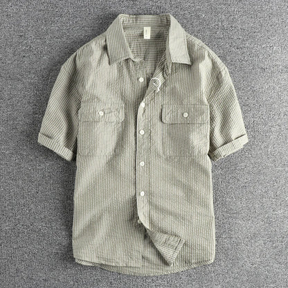 SHORT-SLEEVED SHIRT