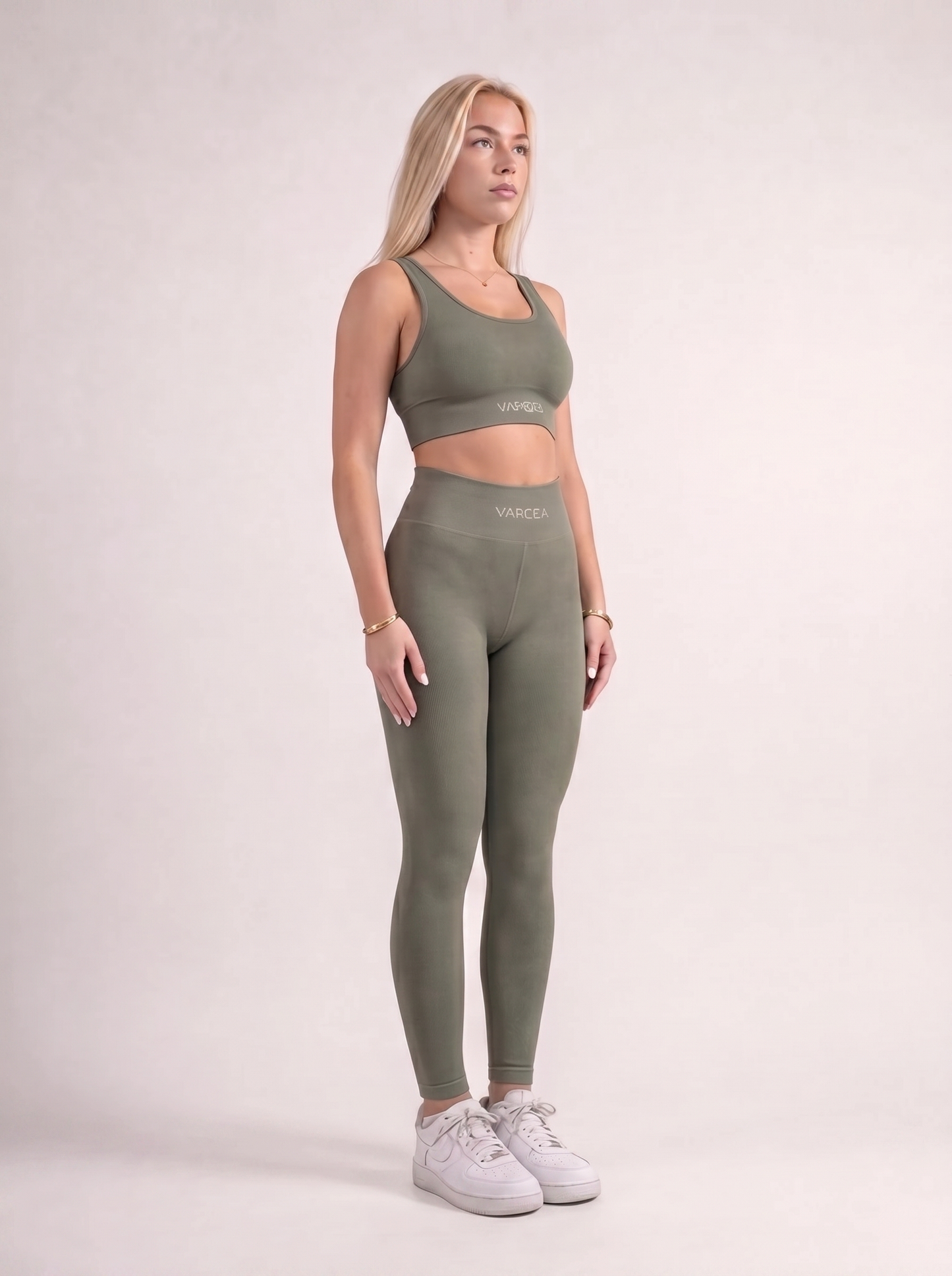 Seamless Set