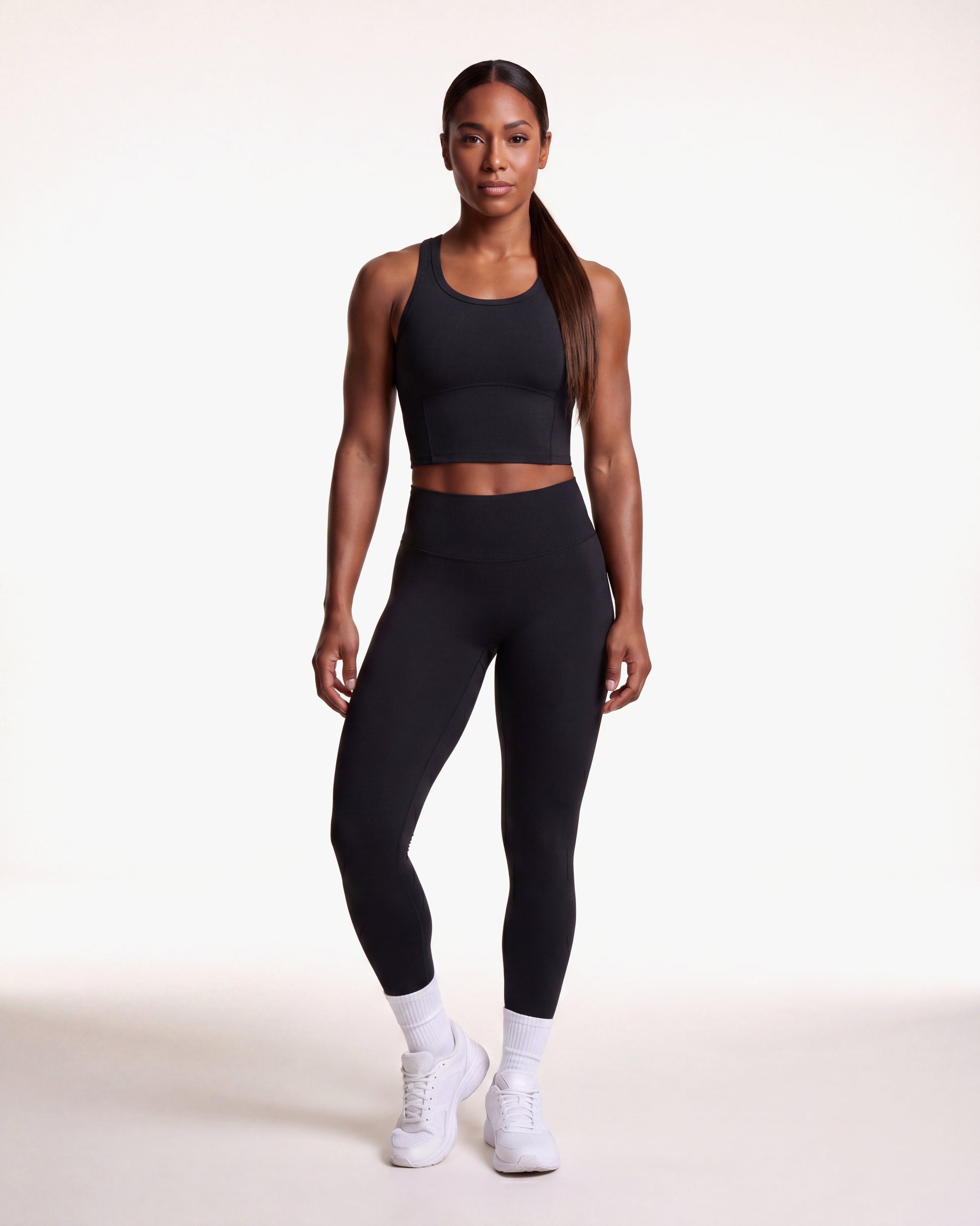 VARCEA Seamless High Tank in black — front view