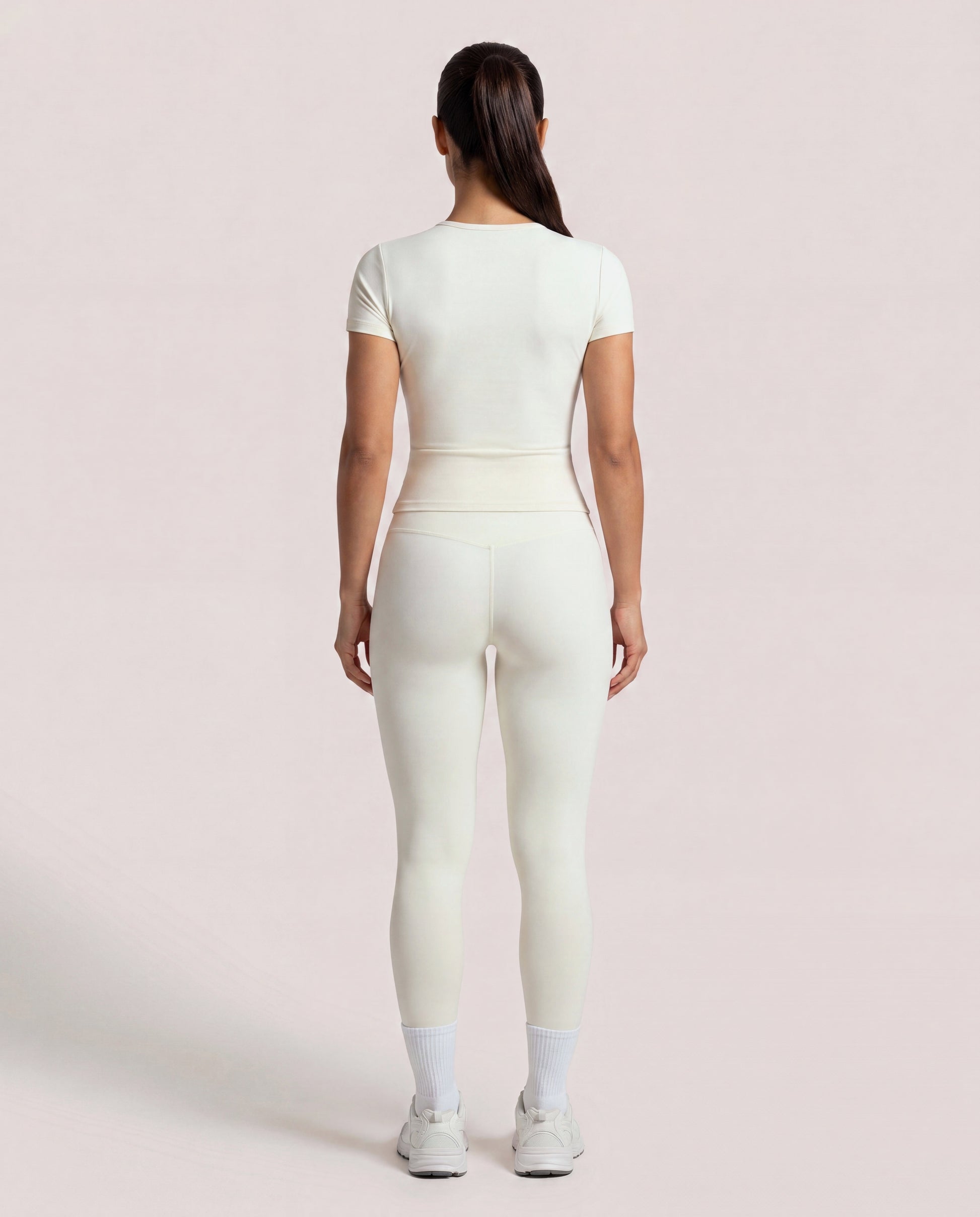 VARCEA Light Ivory Seamless T Shirt
