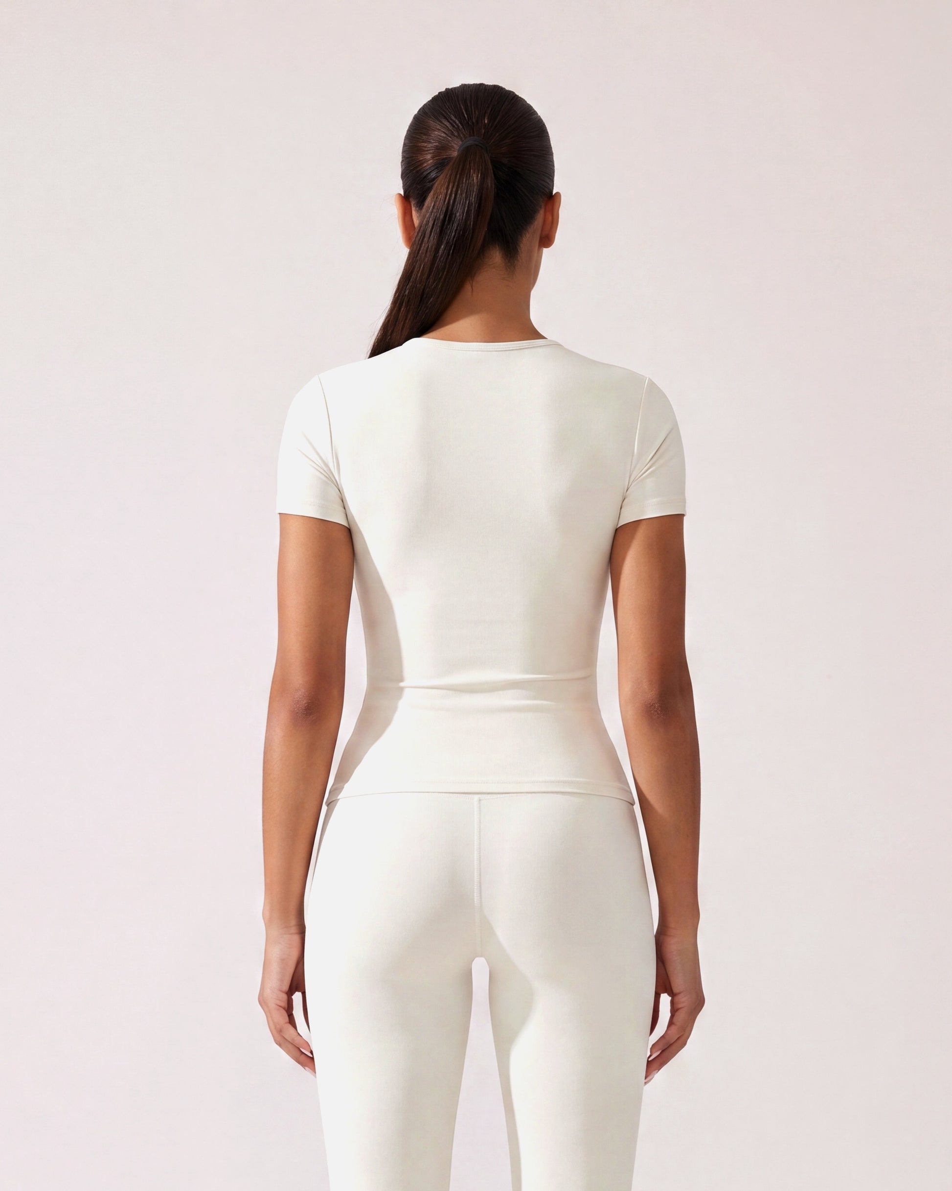 VARCEA Light Ivory Seamless T Shirt