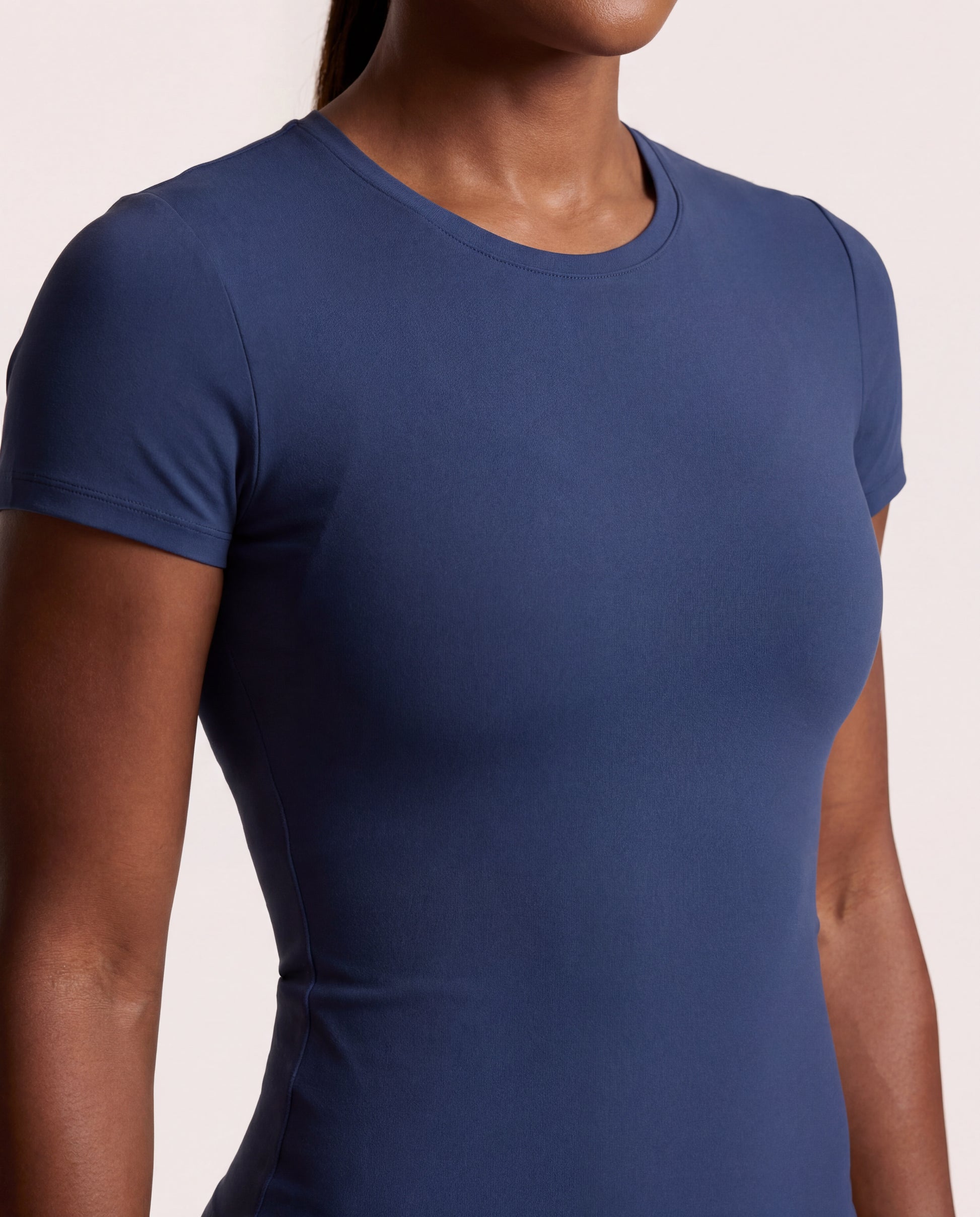 VARCEA Navy Seamless T Shirt