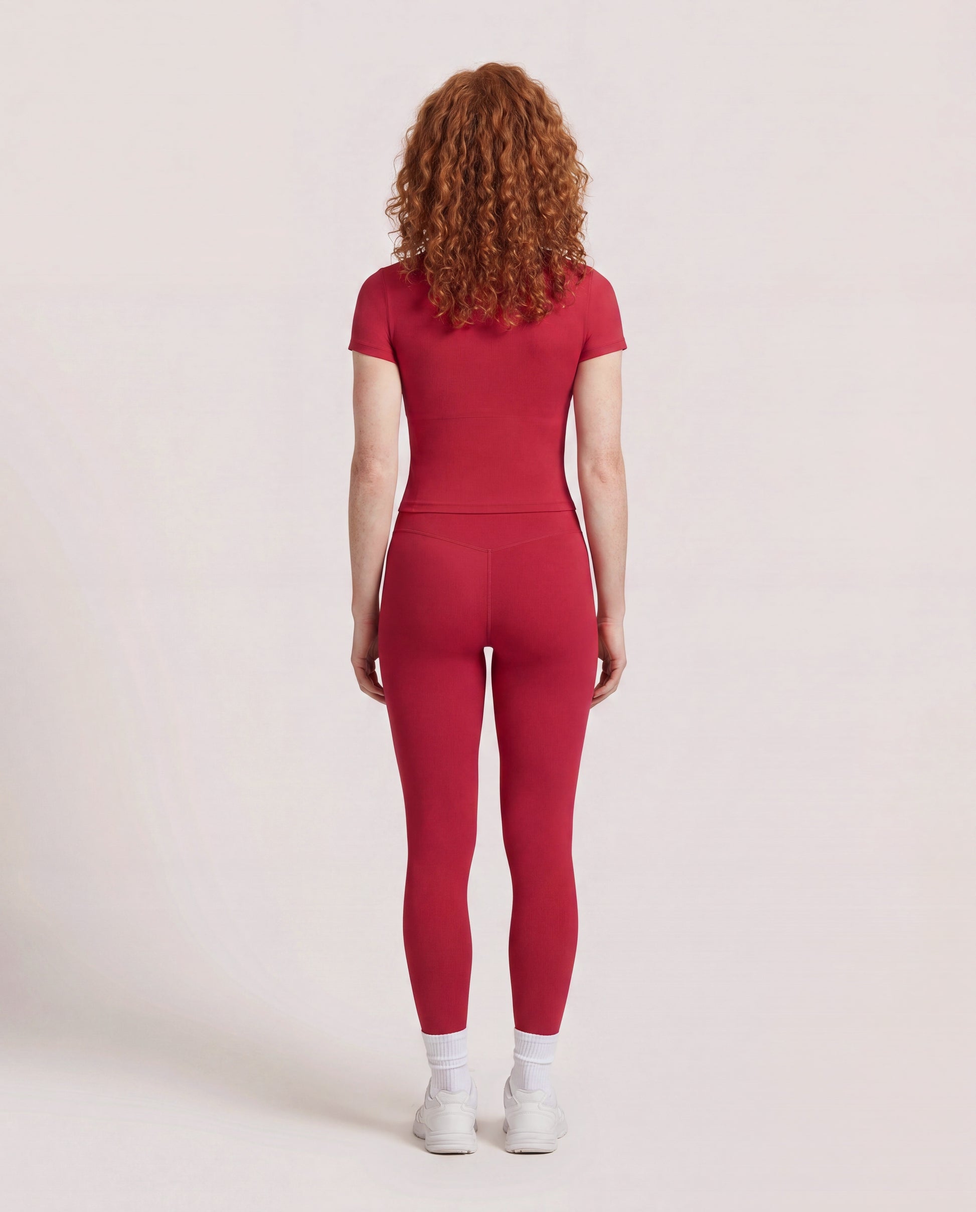 VARCEA Red Seamless T Shirt