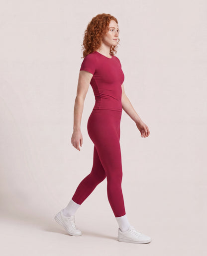 VARCEA Red Seamless T Shirt