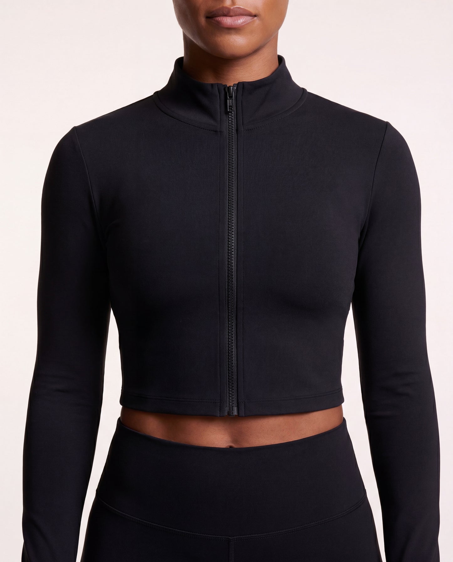 VARCEA Black Seamless Zipper Jacket